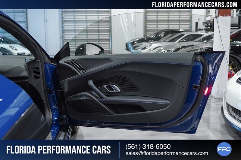 2023 Audi R8 5.2 quattro V10 performan   - Photo 26 - Riviera Beach, FL 33407