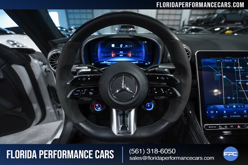 2022 Mercedes-Benz AMG SL 63   - Photo 25 - Riviera Beach, FL 33407