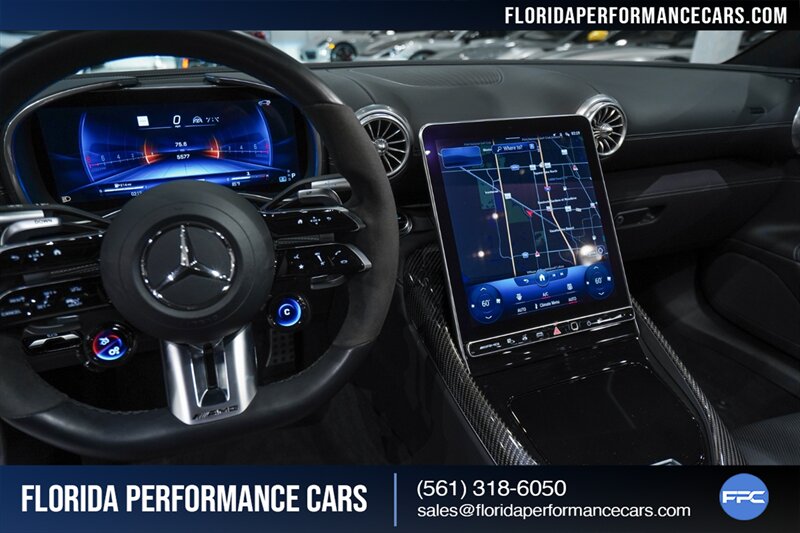 2022 Mercedes-Benz AMG SL 63   - Photo 24 - Riviera Beach, FL 33407