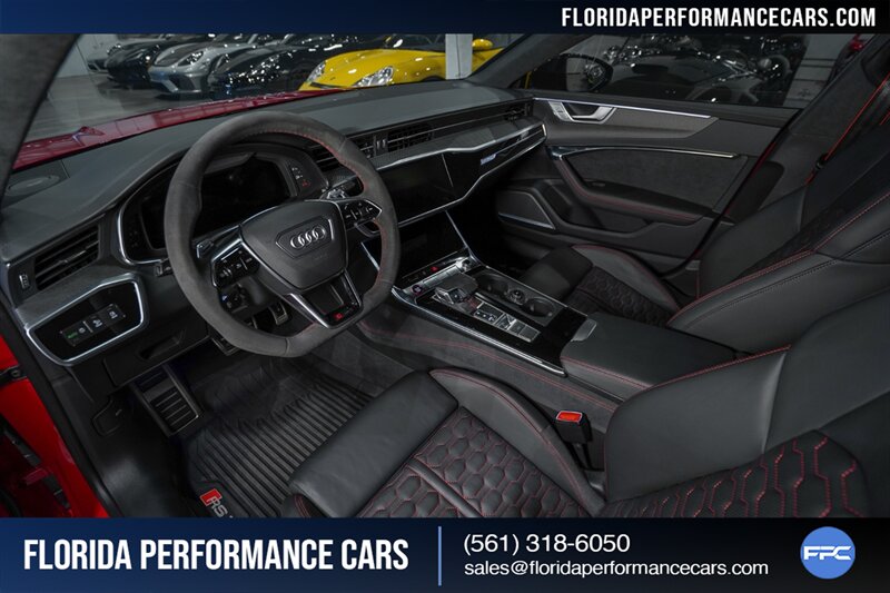 2023 Audi RS 7 4.0T quattro   - Photo 21 - Riviera Beach, FL 33407