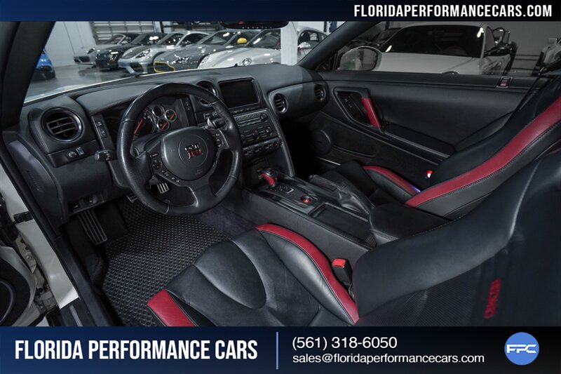 2013 Nissan GT-R Black Edition   - Photo 18 - Riviera Beach, FL 33407