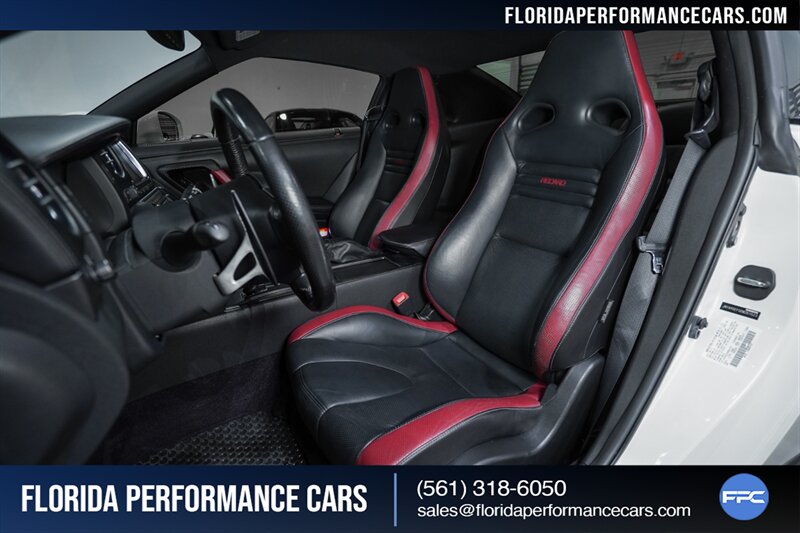 2013 Nissan GT-R Black Edition   - Photo 19 - Riviera Beach, FL 33407