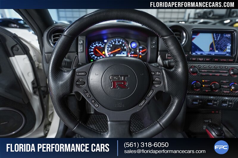 2013 Nissan GT-R Black Edition   - Photo 21 - Riviera Beach, FL 33407