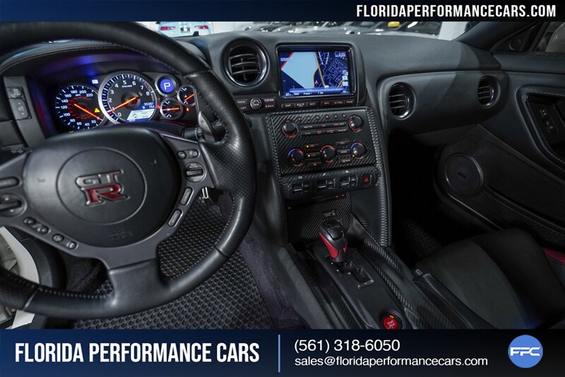 2013 Nissan GT-R Black Edition   - Photo 22 - Riviera Beach, FL 33407