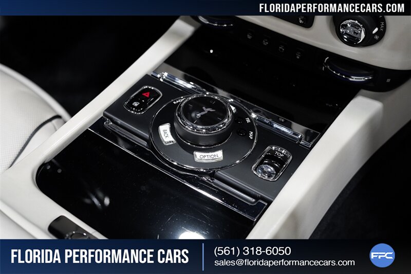 2016 Rolls-Royce Dawn   - Photo 56 - Riviera Beach, FL 33407