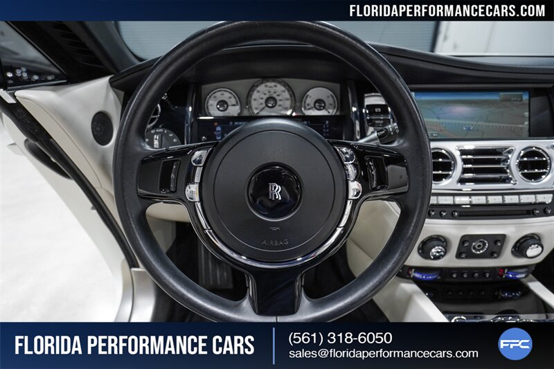 2016 Rolls-Royce Dawn   - Photo 21 - Riviera Beach, FL 33407