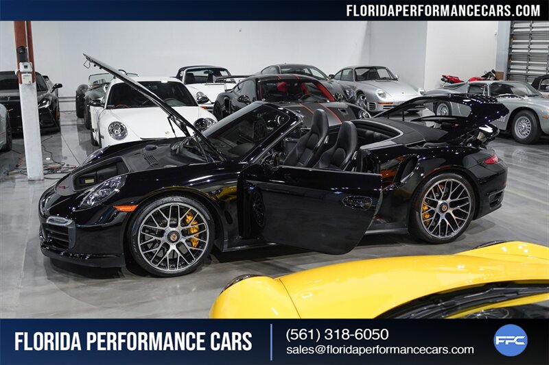 2015 Porsche 911 Turbo S   - Photo 33 - Riviera Beach, FL 33407