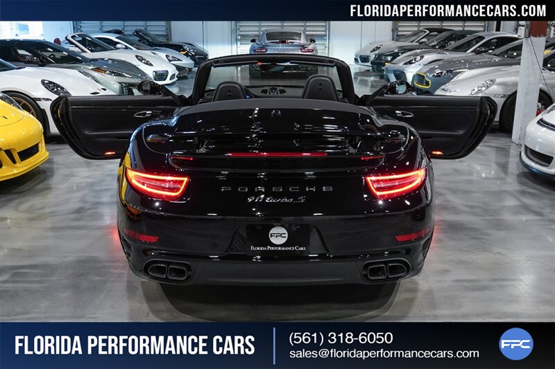 2015 Porsche 911 Turbo S   - Photo 35 - Riviera Beach, FL 33407