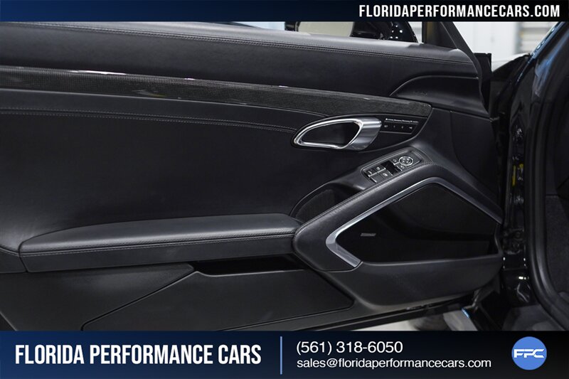 2015 Porsche 911 Turbo S   - Photo 57 - Riviera Beach, FL 33407