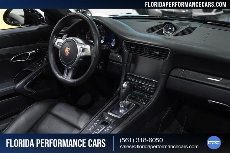 2015 Porsche 911 Turbo S   - Photo 50 - Riviera Beach, FL 33407