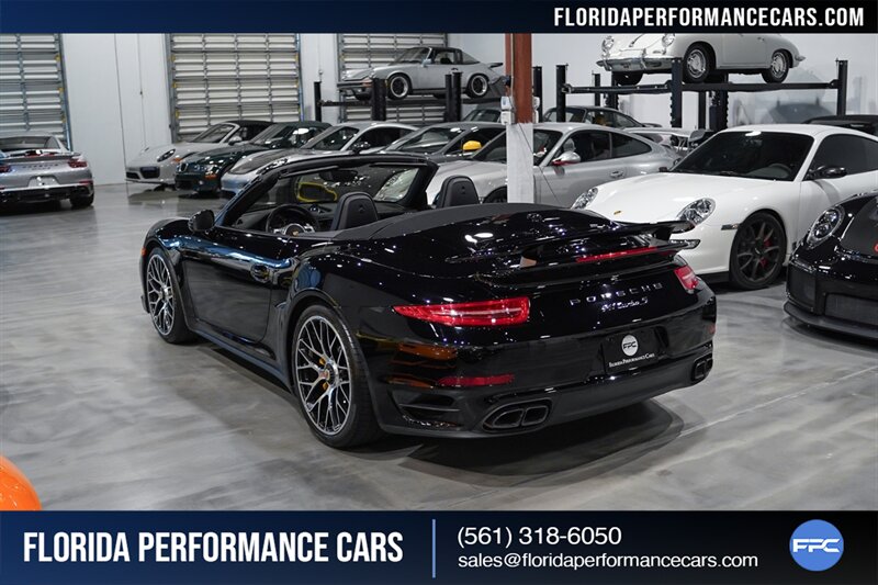 2015 Porsche 911 Turbo S   - Photo 4 - Riviera Beach, FL 33407