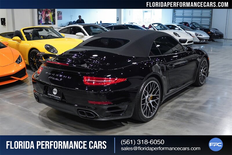 2015 Porsche 911 Turbo S   - Photo 13 - Riviera Beach, FL 33407