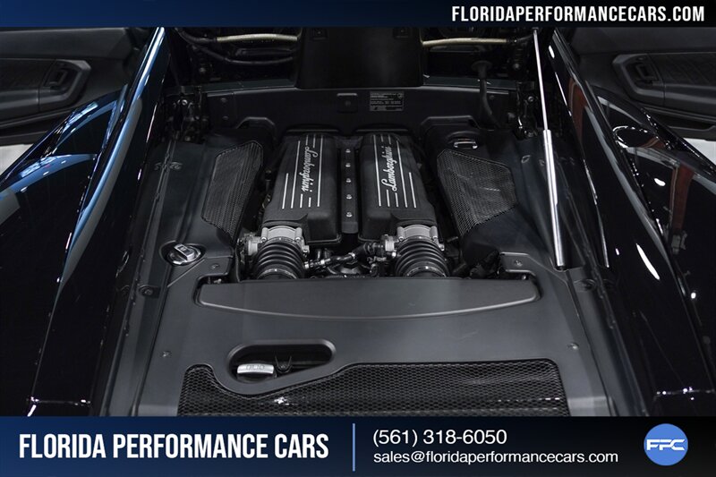 2009 Lamborghini Gallardo LP560-4   - Photo 38 - Riviera Beach, FL 33407