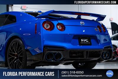 2024 Nissan GT-R Skyline Edition   - Photo 14 - Riviera Beach, FL 33407