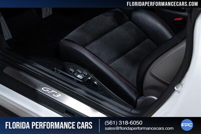2016 Porsche 911 GT3   - Photo 25 - Riviera Beach, FL 33407