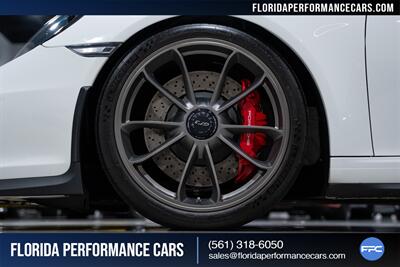 2016 Porsche 911 GT3   - Photo 12 - Riviera Beach, FL 33407