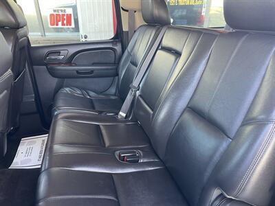 2013 Chevrolet Suburban LT - Photo 9 - Bakersfield, CA 93305