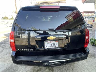 2013 Chevrolet Suburban LT - Photo 7 - Bakersfield, CA 93305