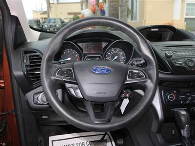 2017 Ford Escape SE AWD   - Photo 28 - Santa Maria, CA 93458