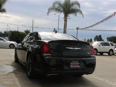 2017 Chrysler 300 Series S - Photo 10 - Santa Maria, CA 93458