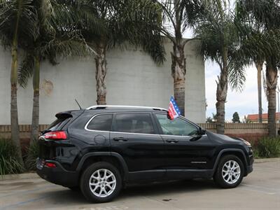 2018 Jeep Cherokee Latitude   - Photo 7 - Santa Maria, CA 93458