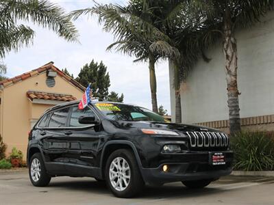 2018 Jeep Cherokee Latitude   - Photo 3 - Santa Maria, CA 93458