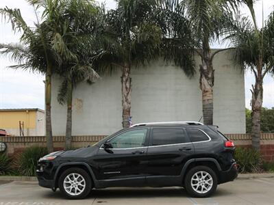 2018 Jeep Cherokee Latitude   - Photo 15 - Santa Maria, CA 93458