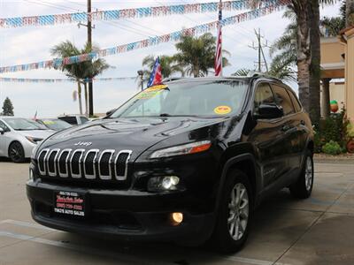 2018 Jeep Cherokee Latitude   - Photo 11 - Santa Maria, CA 93458
