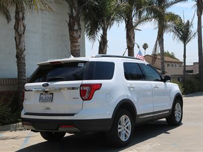 2019 Ford Explorer XLT AWD   - Photo 9 - Santa Maria, CA 93458