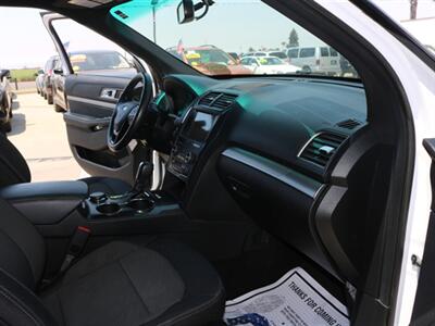 2019 Ford Explorer XLT AWD   - Photo 26 - Santa Maria, CA 93458