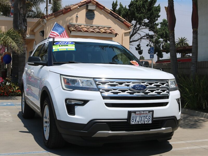2019 Ford Explorer XLT AWD   - Photo 1 - Santa Maria, CA 93458