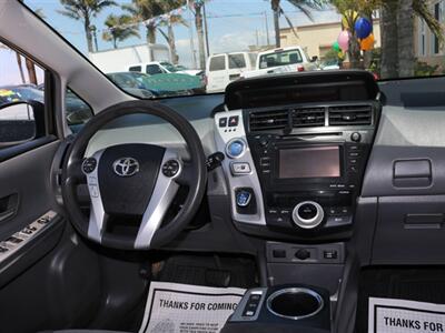 2012 Toyota Prius v Three   - Photo 24 - Santa Maria, CA 93458