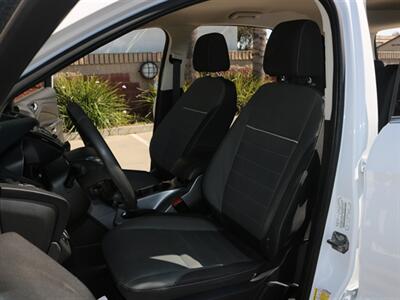2015 Ford Escape SE   - Photo 18 - Santa Maria, CA 93458