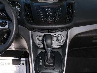 2015 Ford Escape SE   - Photo 28 - Santa Maria, CA 93458
