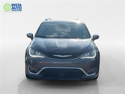 2017 Chrysler Pacifica Limited   - Photo 8 - St Albert, AB T8N 3Z7