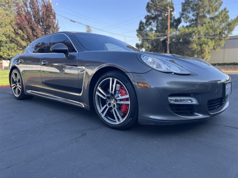 2012-Porsche-Panamera-WP0AC2A72CL090466