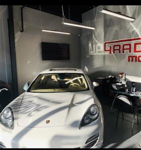 2014 Porsche Panamera Sedan