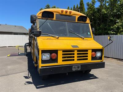 2003 BLUEBIRD Mini BUS  MINI - Photo 2 - Salem, OR 97317