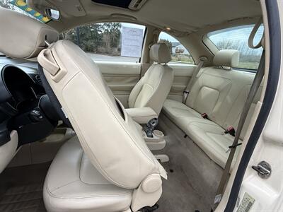 2008 Volkswagen Beetle 2.5   - Photo 12 - Salem, OR 97317