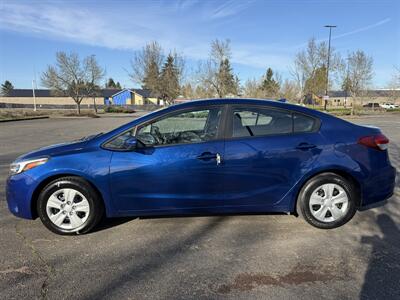 2018 Kia Forte LX   - Photo 4 - Salem, OR 97317