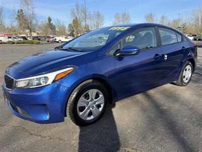 2018 Kia Forte LX   - Photo 3 - Salem, OR 97317