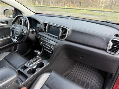 2017 Kia Sportage EX - Photo 10 - Salem, OR 97317