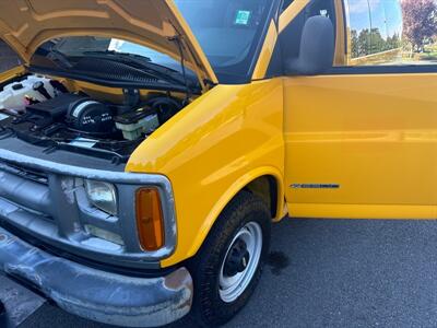 2002 Chevrolet Express 2500   - Photo 22 - Salem, OR 97317