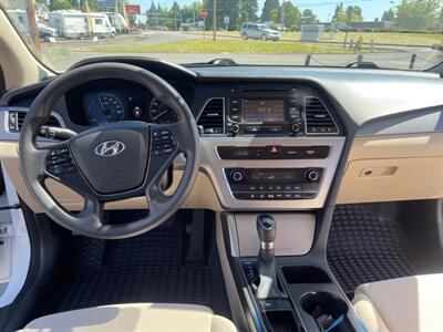 2016 Hyundai SONATA Hybrid SE   - Photo 11 - Salem, OR 97317