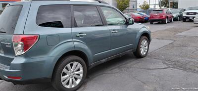 2013 Subaru Forester 2.5X Premium  Forrester - Photo 6 - Medford, OR 97501