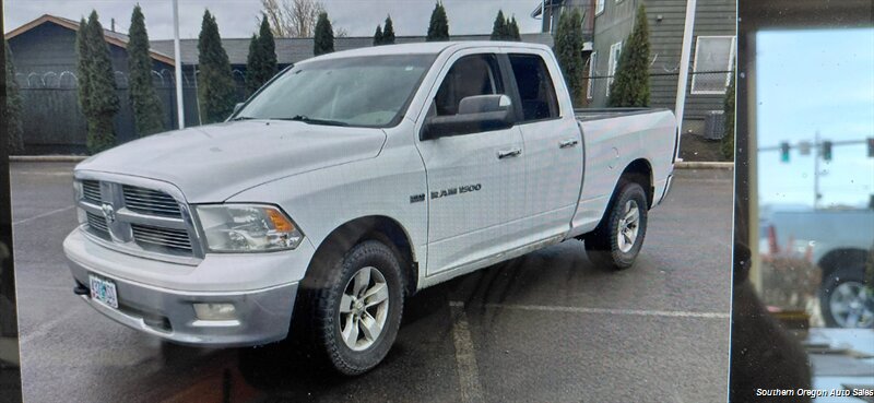2012 RAM 1500 SLT  