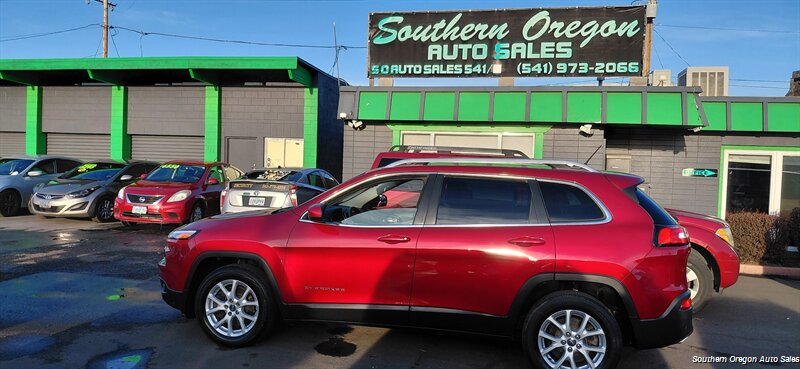 2015 Jeep Cherokee Altitude  