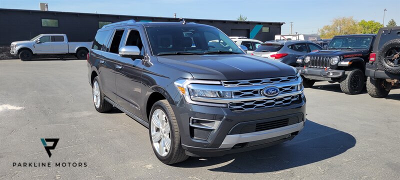 2023 Ford Expedition MAX Platinum   - Photo 1 - South Salt Lake City, UT 84115