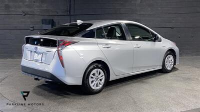 2016 Toyota Prius Two   - Photo 7 - South Salt Lake City, UT 84115