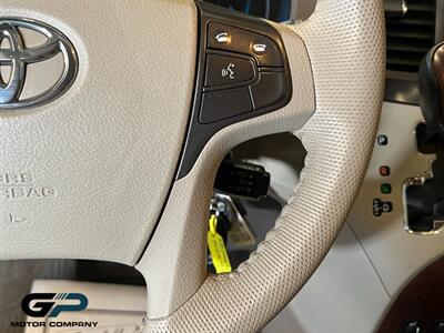 2014 Toyota Sienna XLE 7-Passenger Auto   - Photo 12 - Kaysville, UT 84037